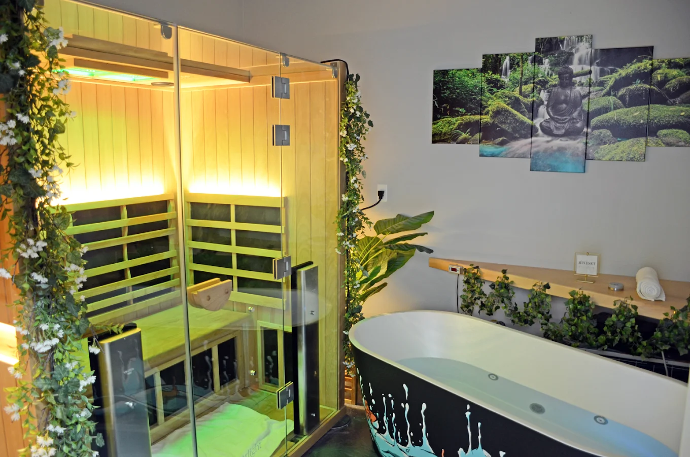 Cold plunge therapy at Bwell